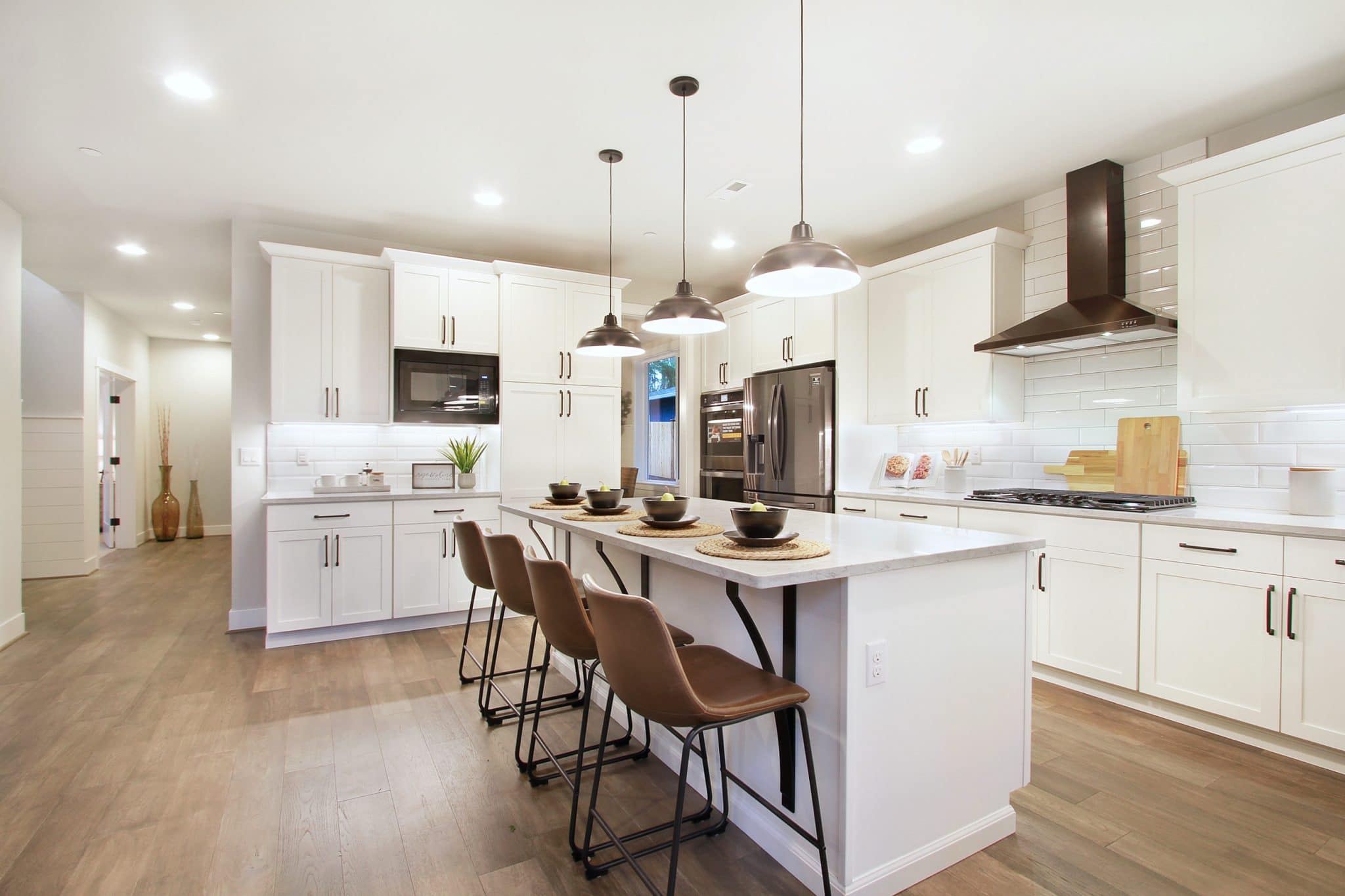 Kitchen area with dining space - home staging tips